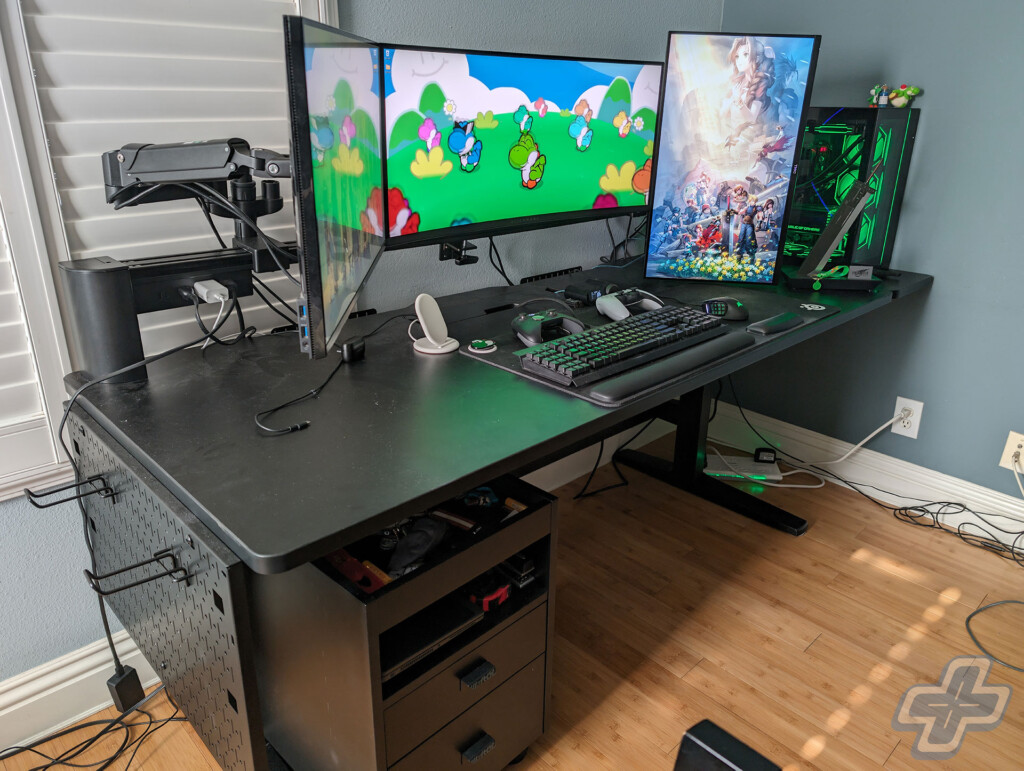 Corsair Platform:6 Desk Review | Photo by: Jason Siu, FullCleared