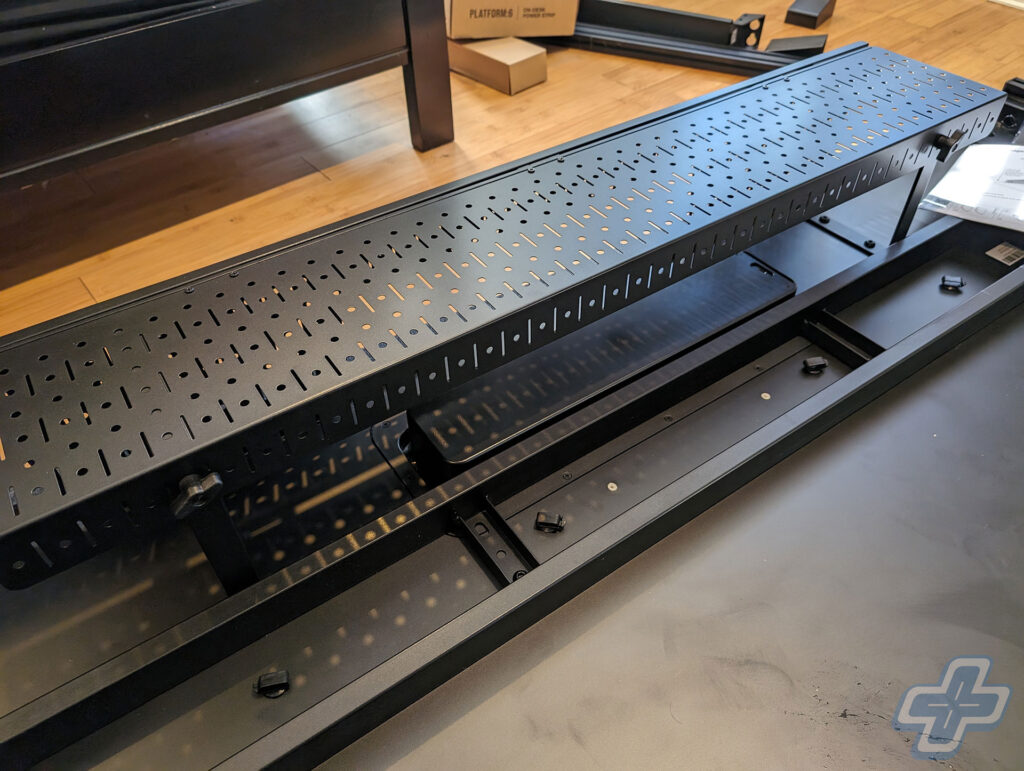 Corsair Platform:6 Desk Review | Photo by: Jason Siu, FullCleared