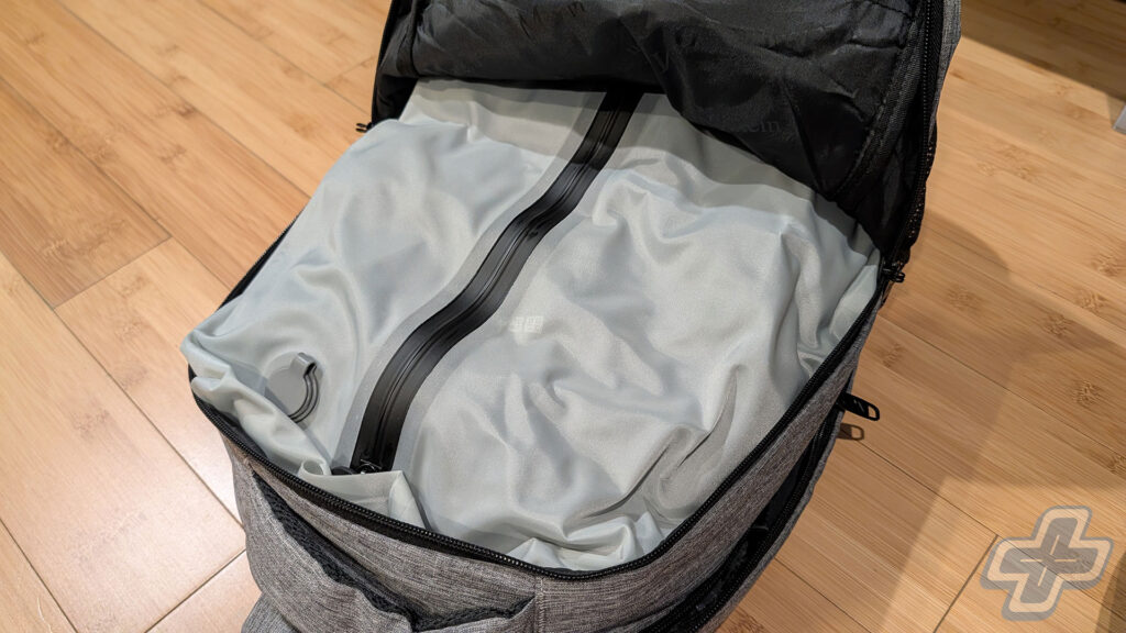 Ekster TravelPack Vacuum Kit Review Gallery | Image: Jason Siu / FullCleared Ekster TravelPack Vacuum Kit Review Gallery | Image: Jason Siu / FullCleared