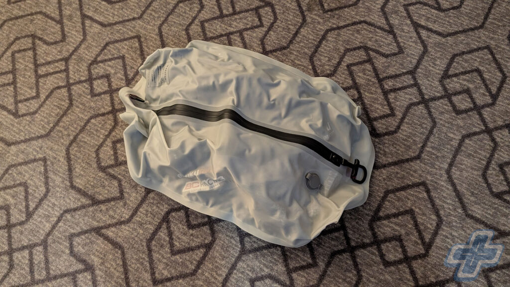 Ekster TravelPack Vacuum Kit Review | Image: Jason Siu / FullCleared Ekster TravelPack Vacuum Kit Review | Image: Jason Siu / FullCleared