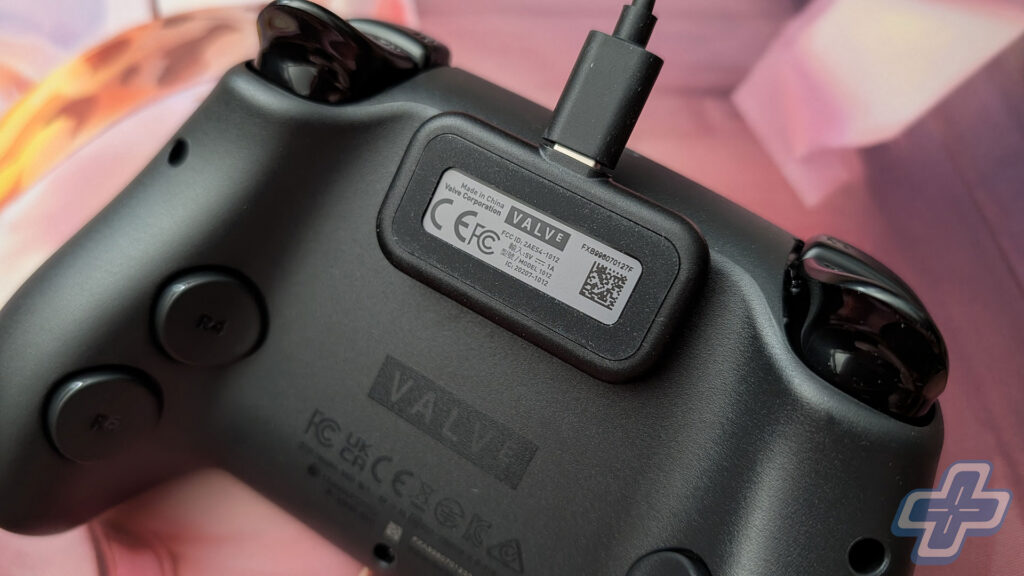 Steam Controller Review Gallery | Image: Jason Siu / FullCleared Steam Controller Review Gallery | Image: Jason Siu / FullCleared