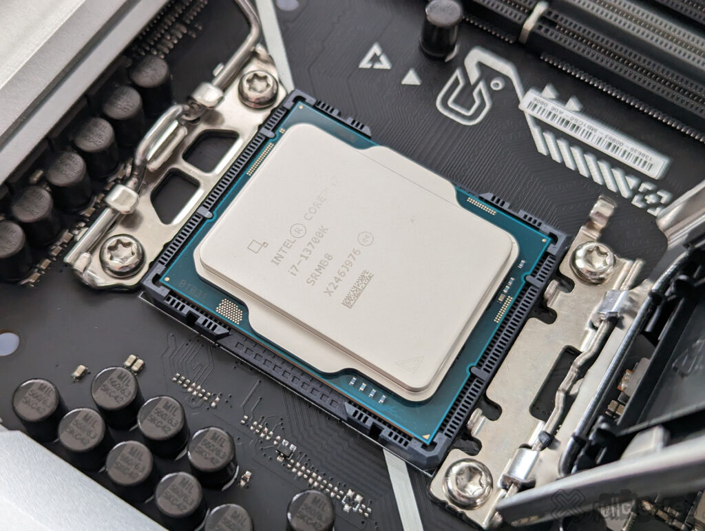 intel i7-13700k processor